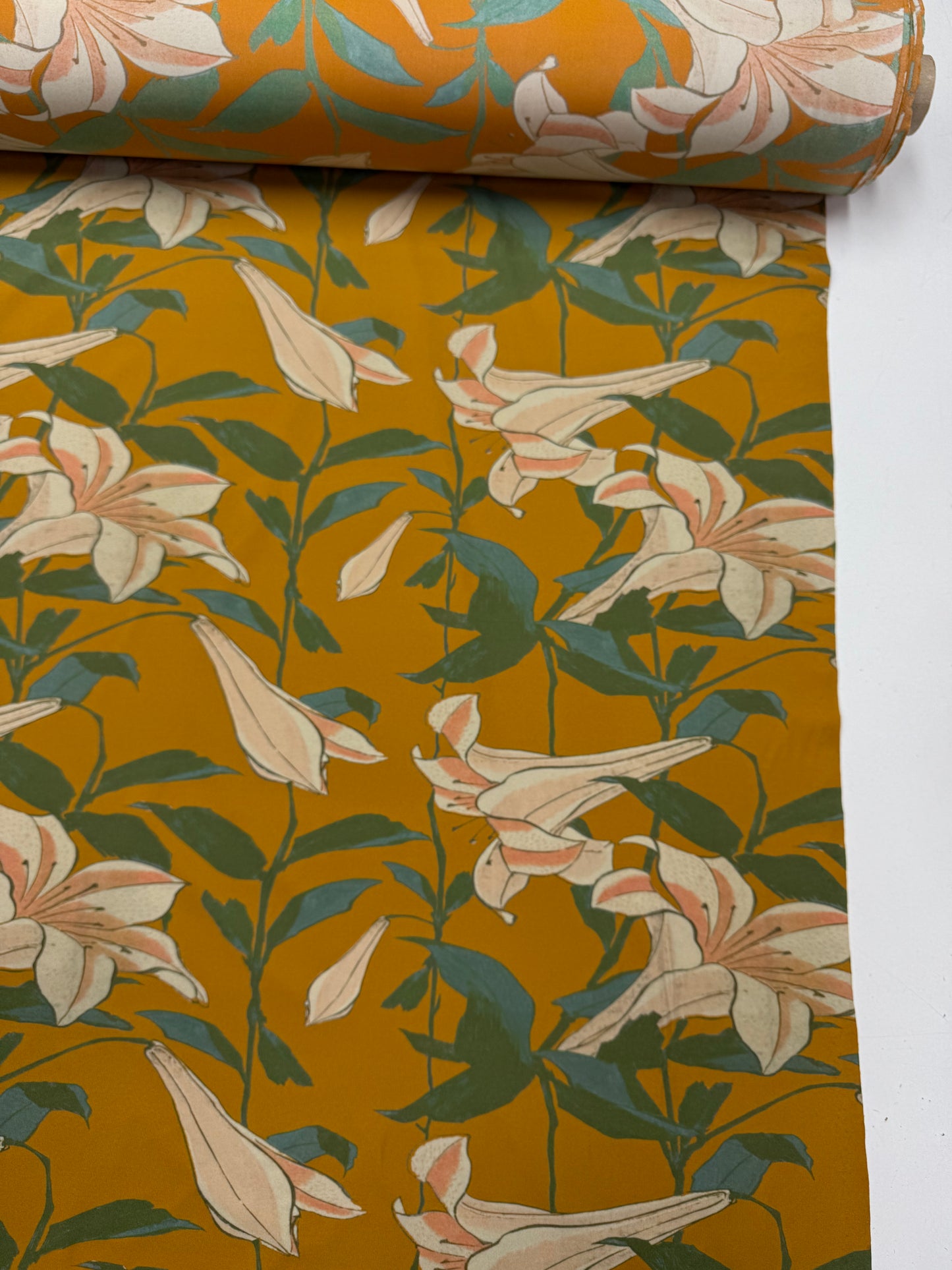 Exclusief dessin travel Italy orange floral