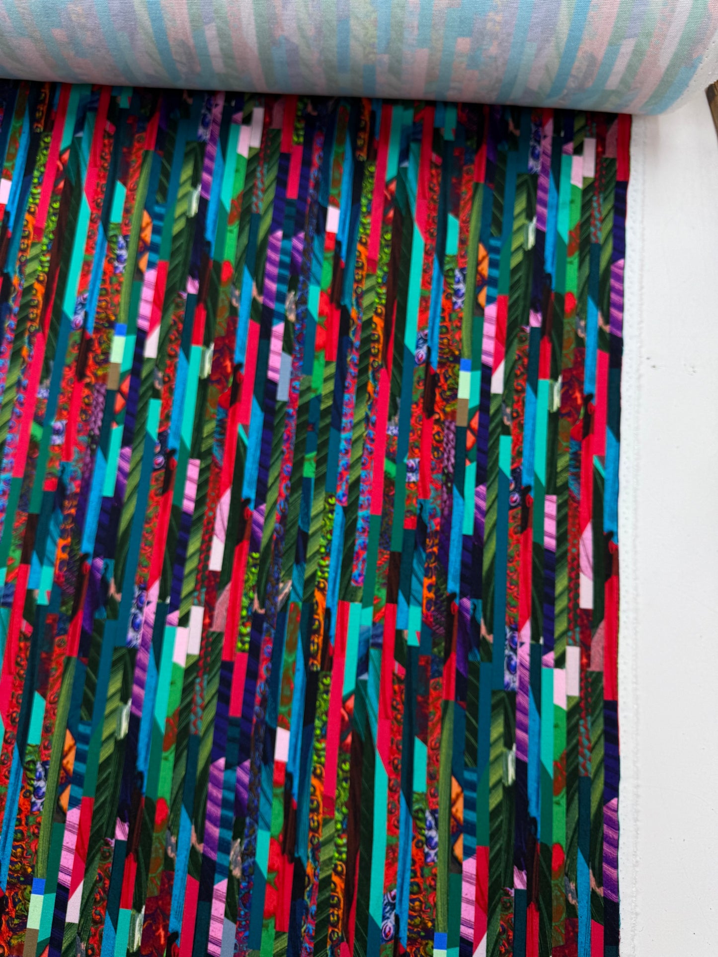 Exclusief dessin punta bright stripes