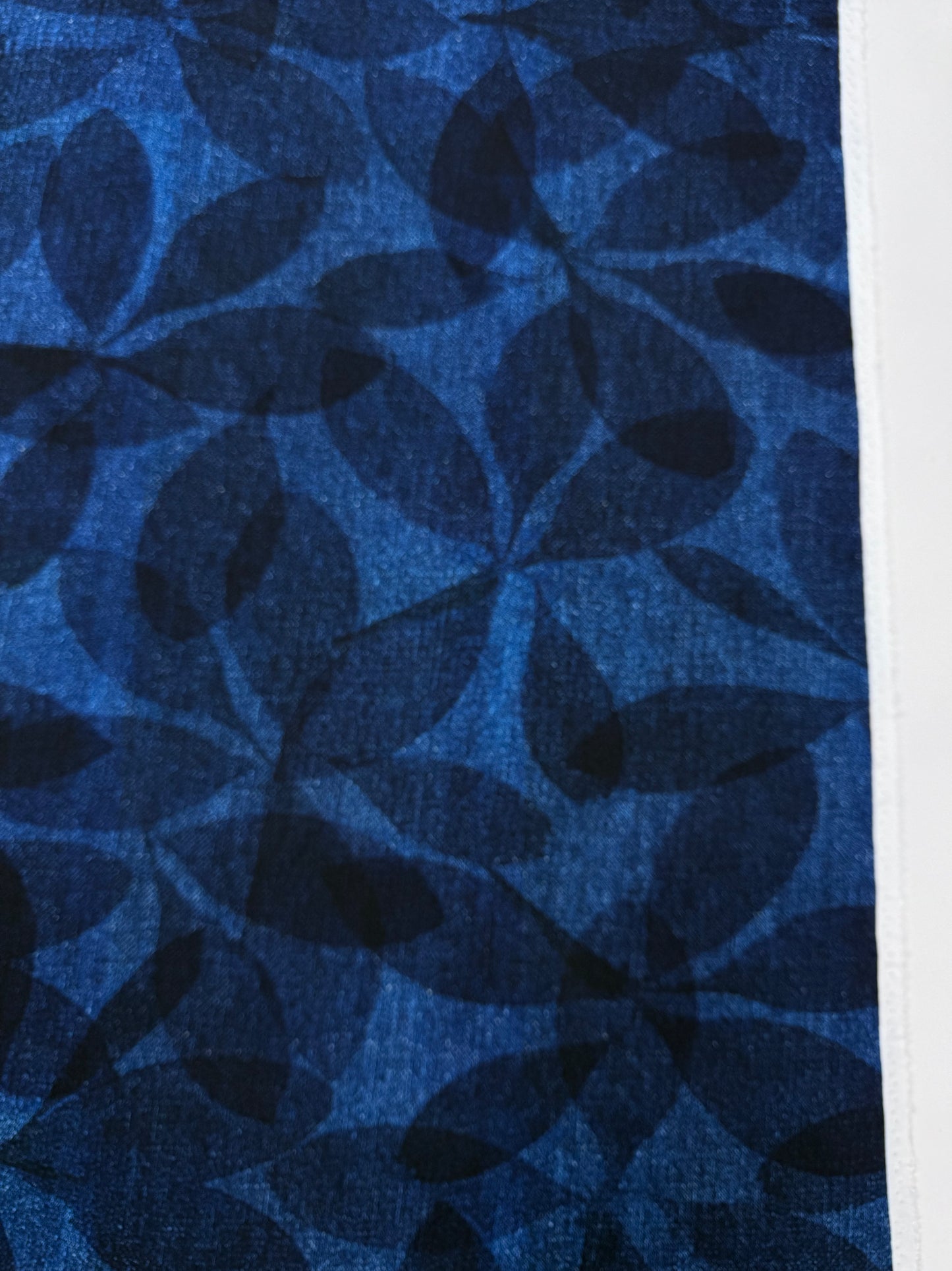 Exclusief dessin punta denim floral