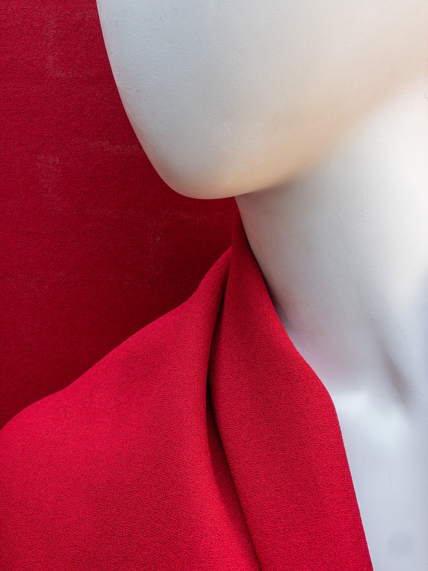 Viscose crepe stretchable red