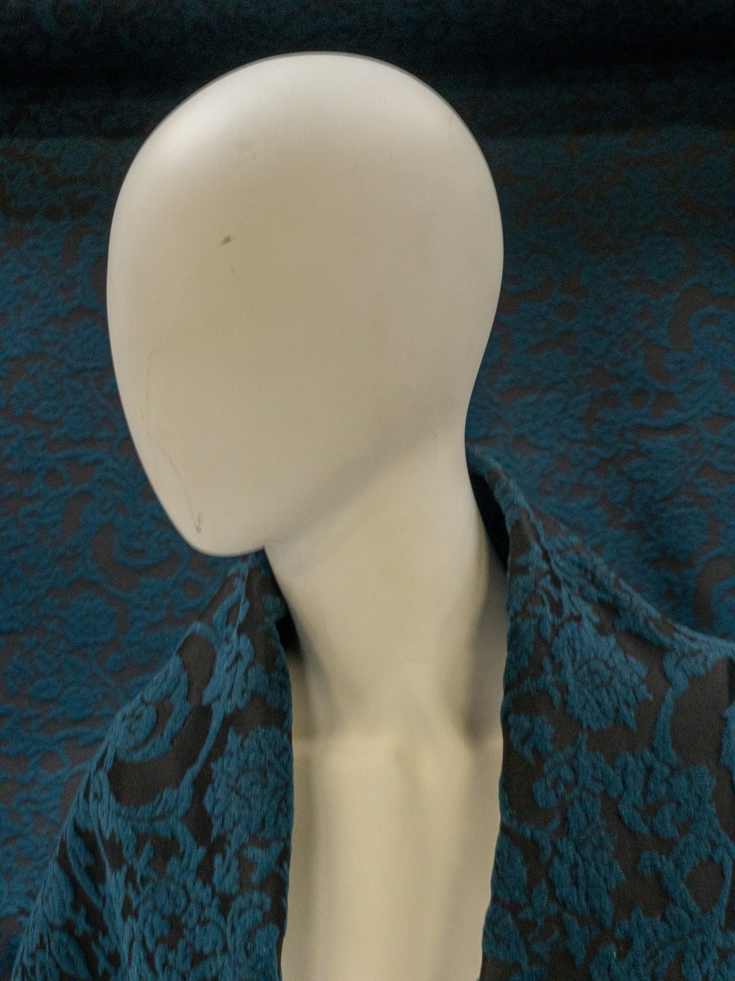 Jaquard floral in petrol black heavy quality