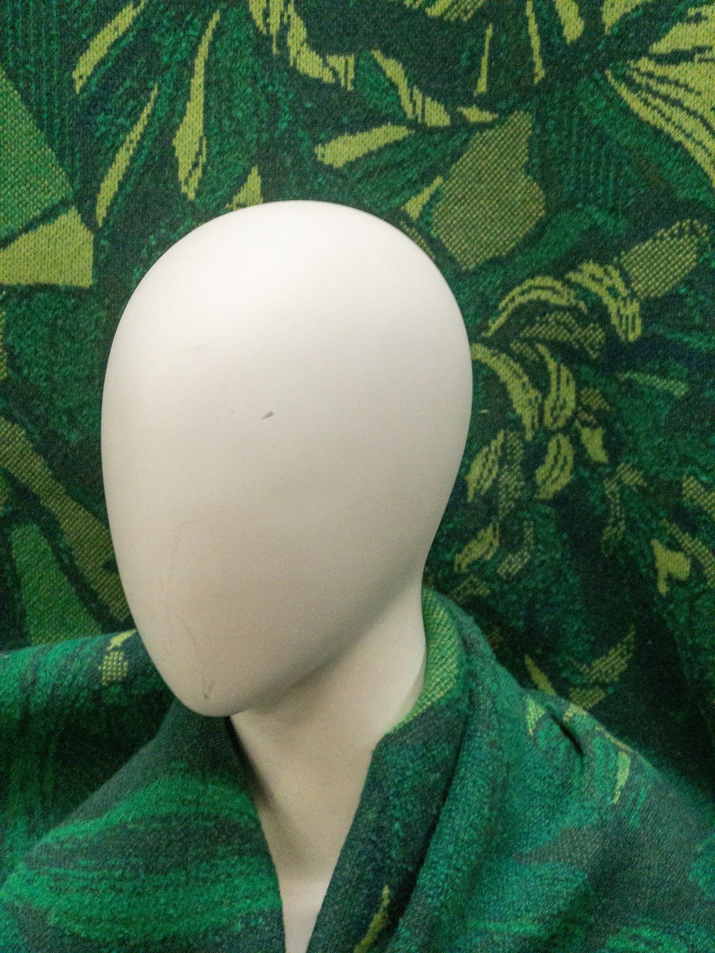 Exclusive Jaquard Knit in green botanical garden
