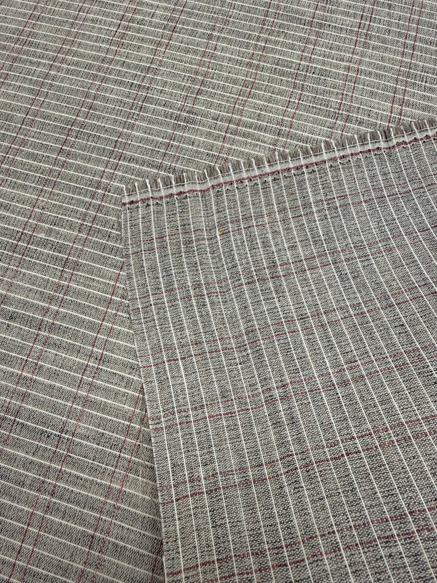 Tussenvoering paardenhaar niet strijkbaar