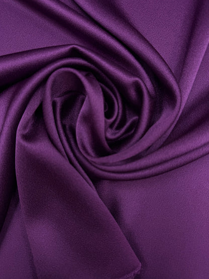 Crepe satijn Cady violet paars