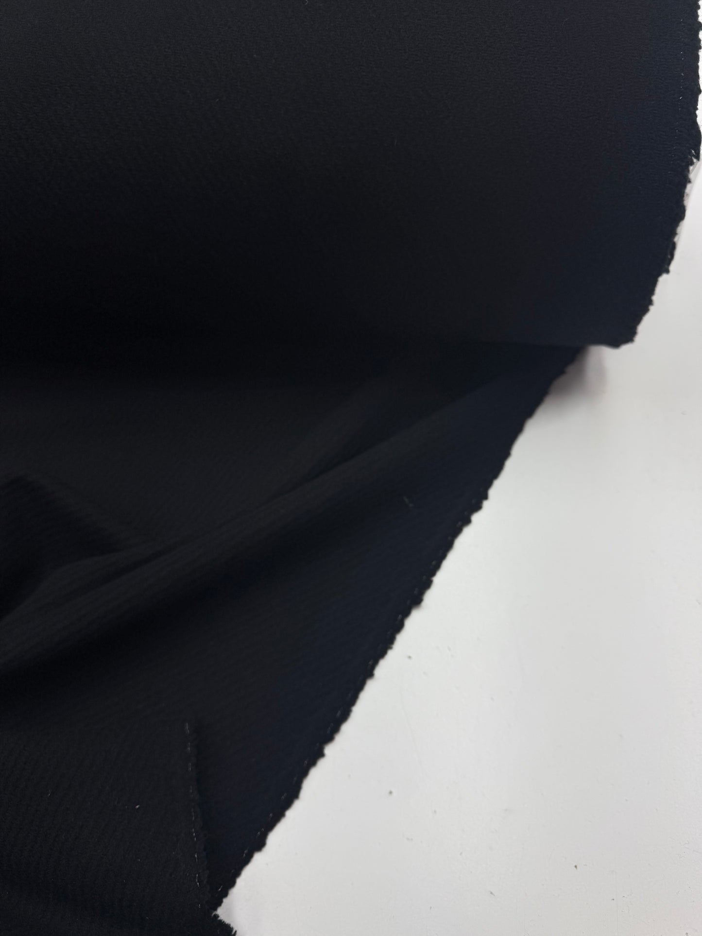 Wol grove keper zwart