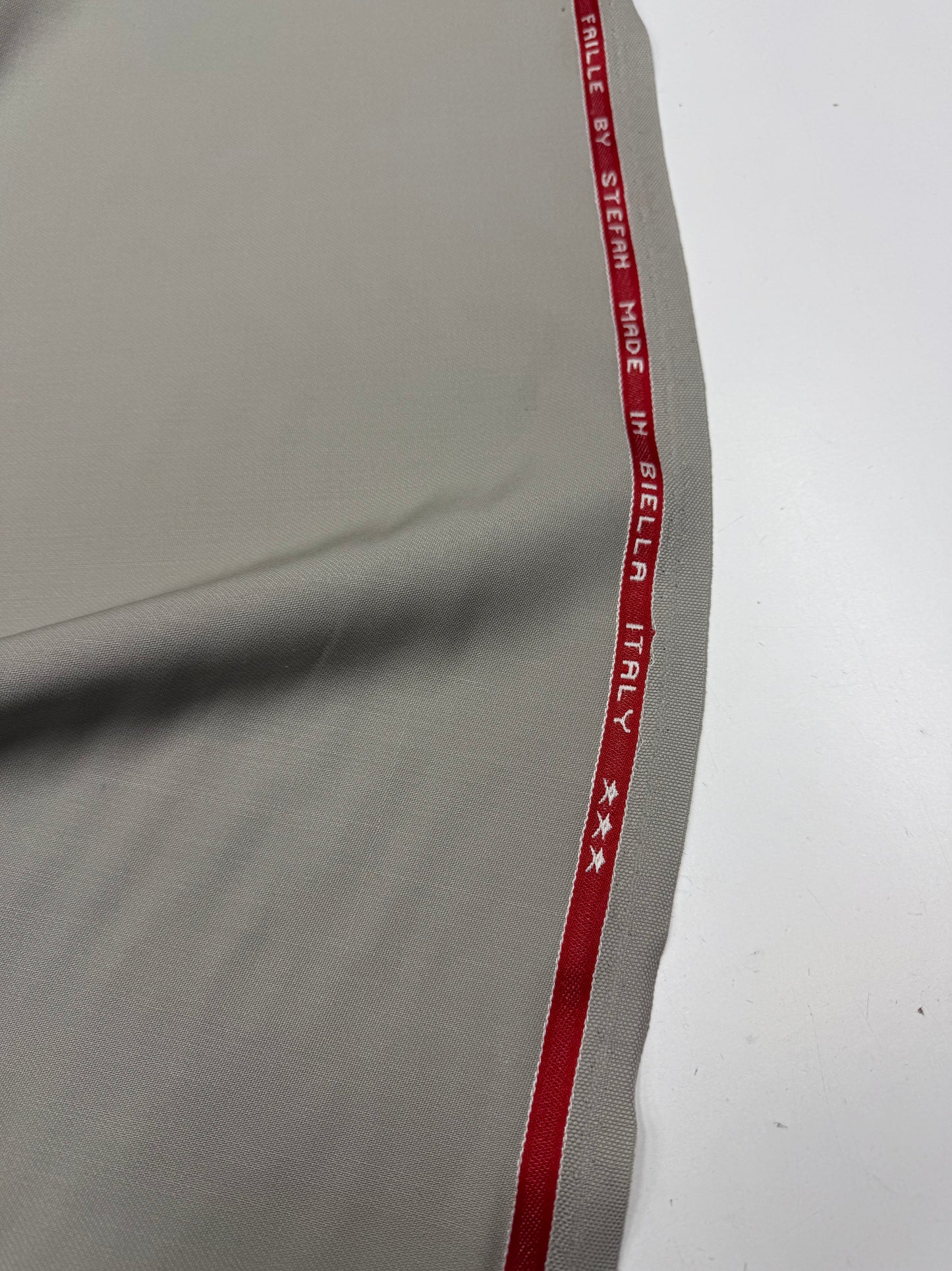 Wol  pantalon dikte keper kiezel grijs