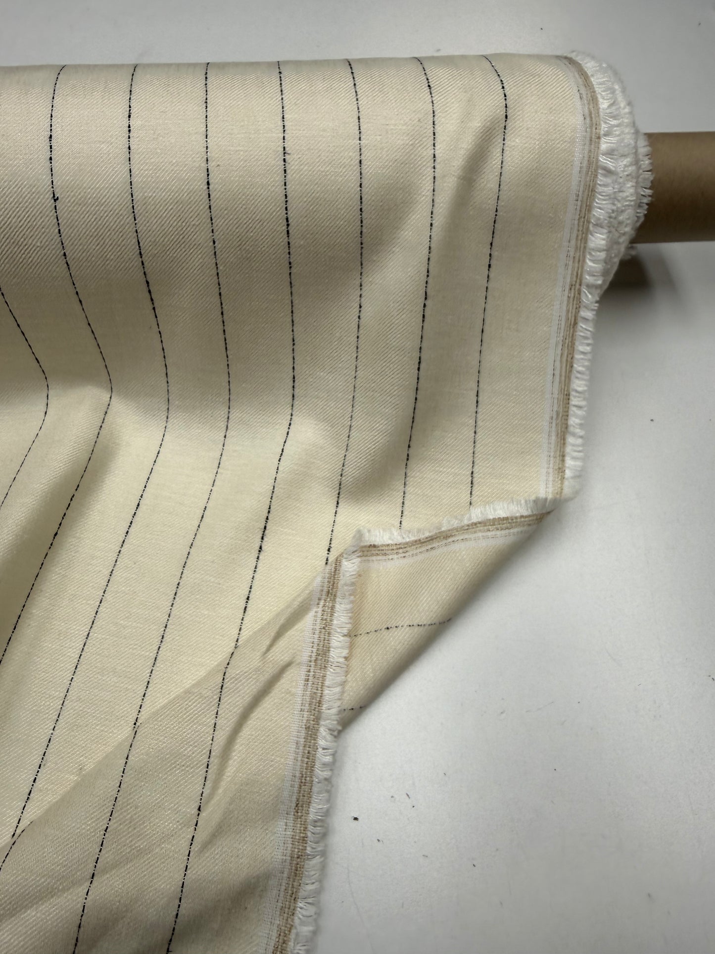 Krijtstreep linnen viscose blend