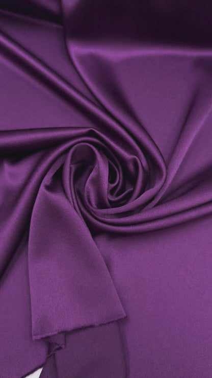 Crepe satijn Cady violet paars